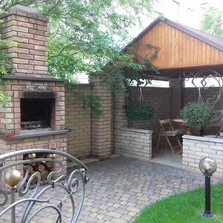Дворівневі Апартаменти Antique Ternopil Exteriér fotografie
