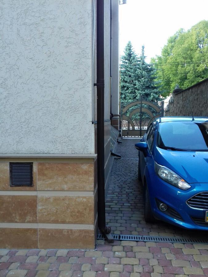 Дворівневі Апартаменти Antique Ternopil Exteriér fotografie